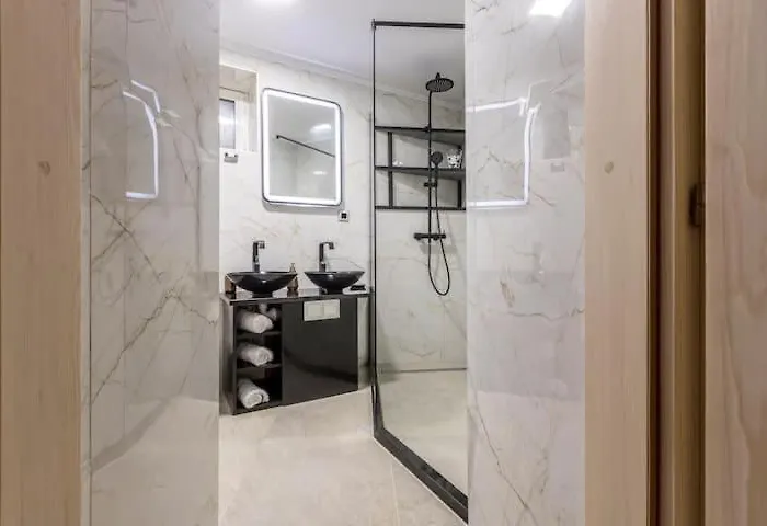 Royal Spa-latum Split